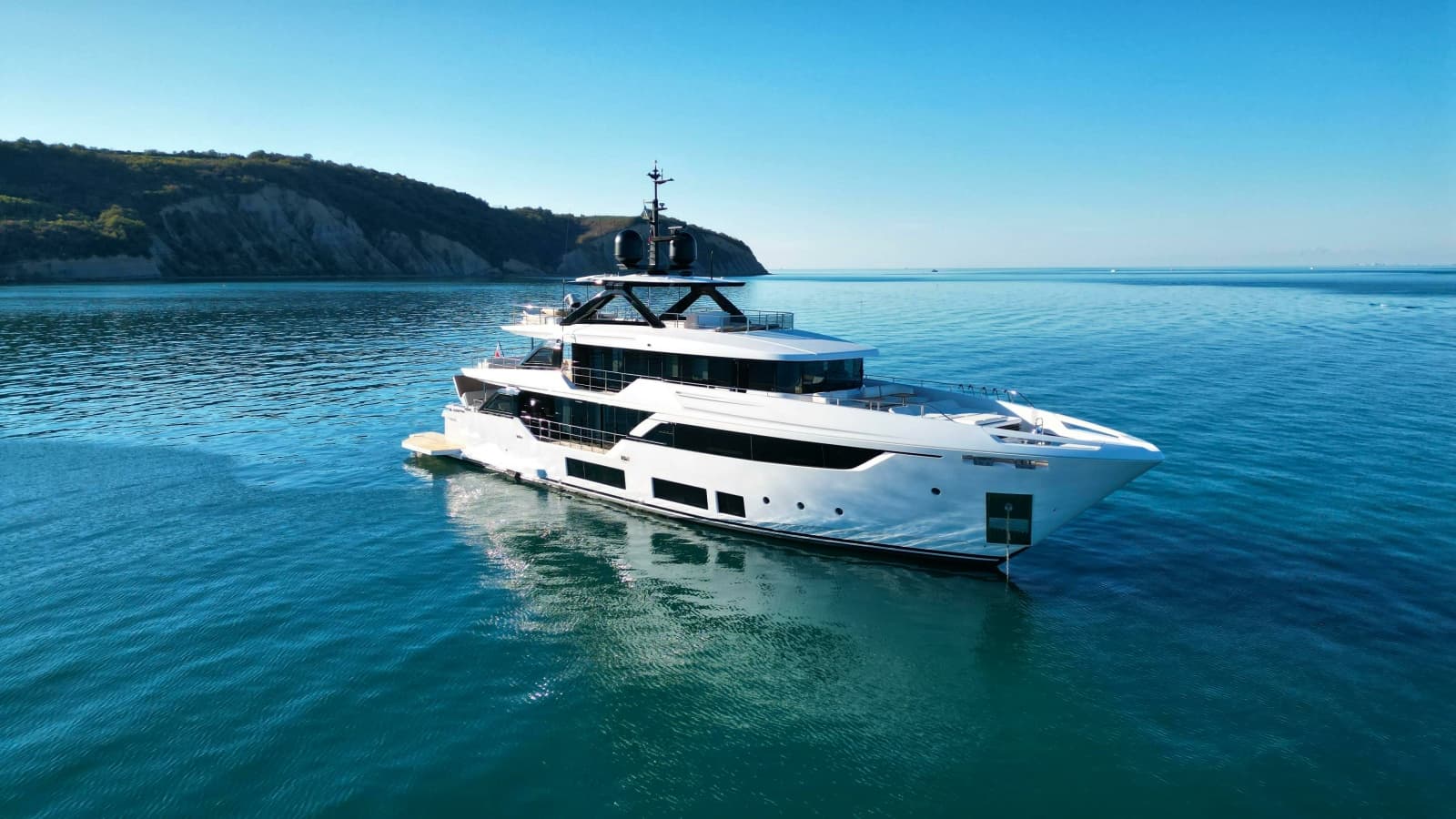 2025 Custom Line  - Photo 4