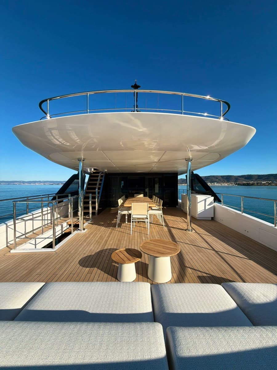 2025 Custom Line  - Photo 11