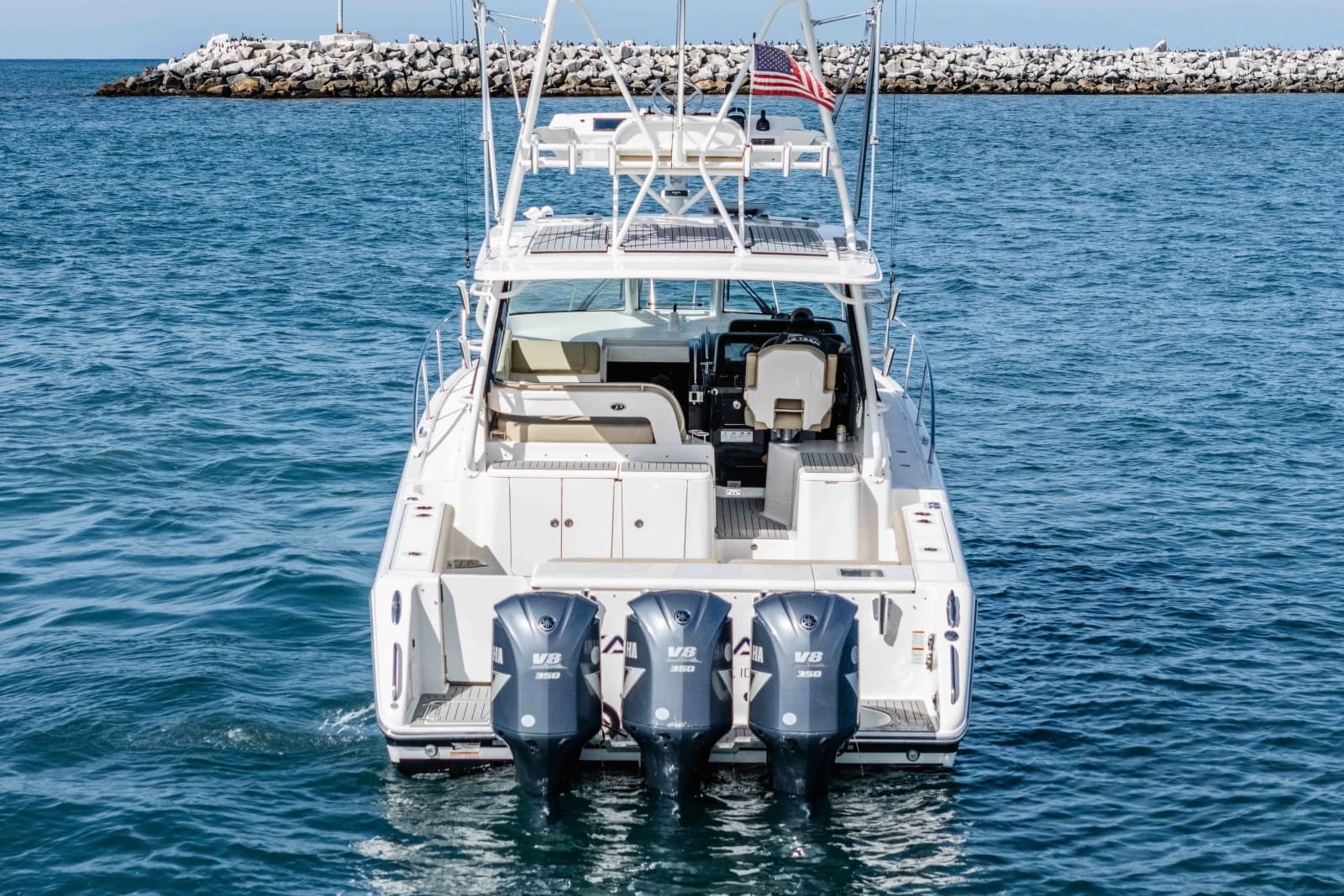 2018 Pursuit 385 Offshore - Photo 33