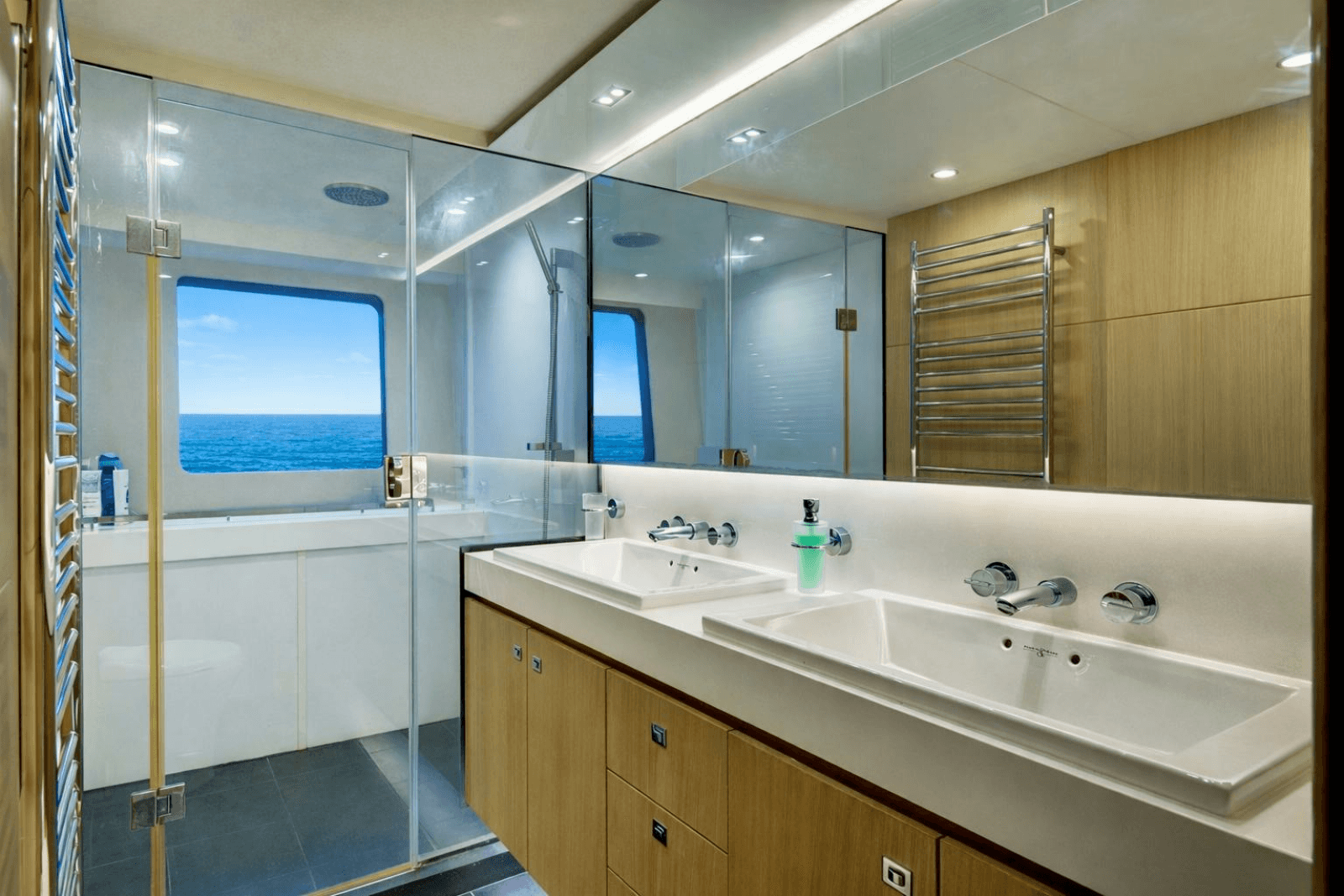 2014 Princess Yachts  - Photo 27