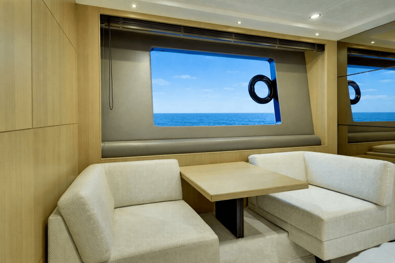 2014 Princess Yachts  - Photo 25