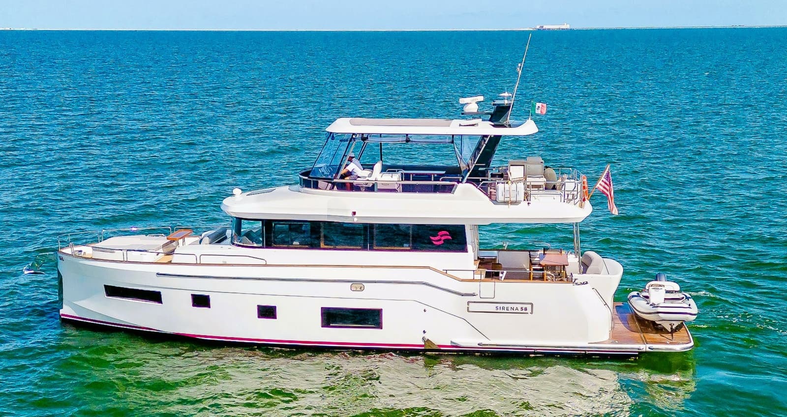 2023 Sirena Yachts  - Photo 2