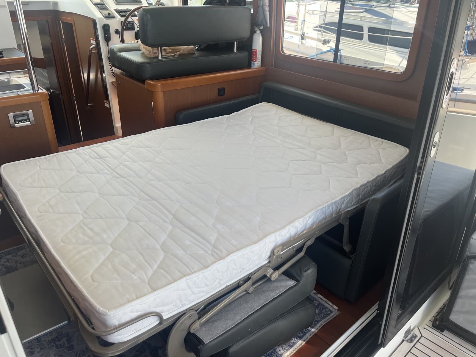 2015 Beneteau Swift Trawler 34 - Photo 23