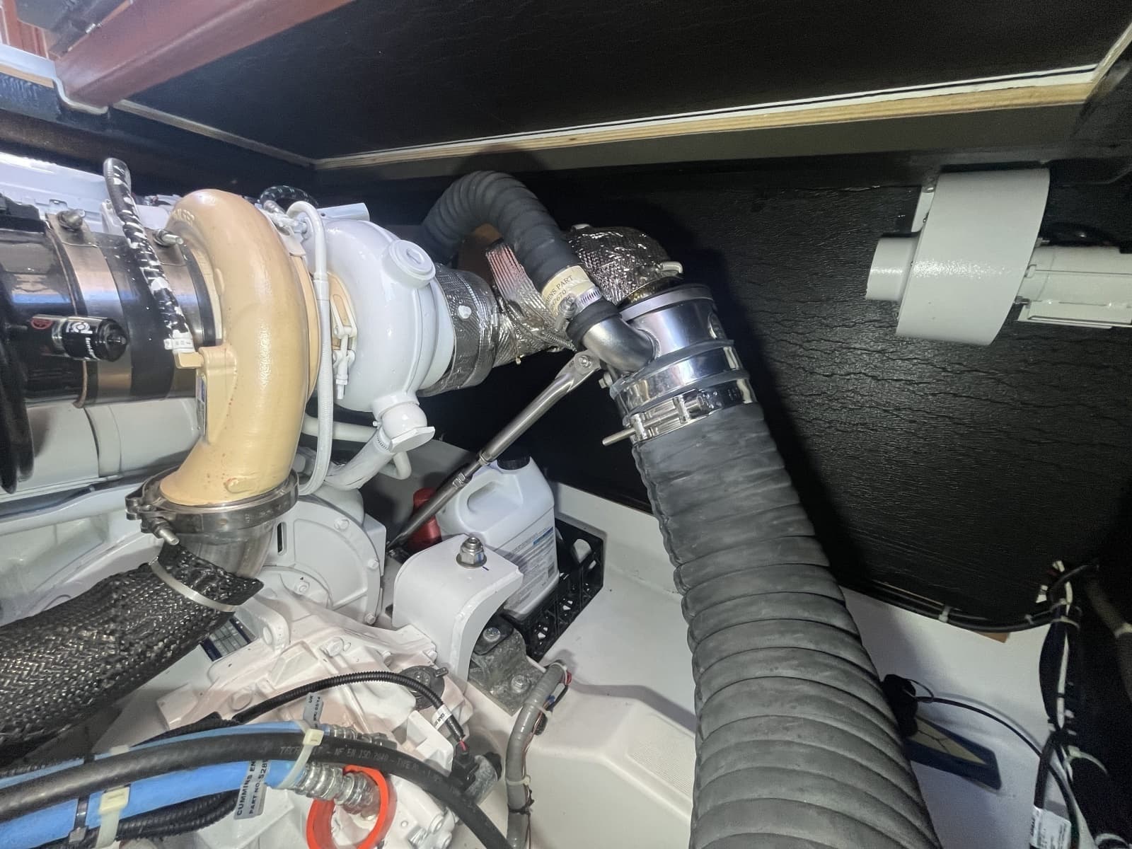 2015 Beneteau Swift Trawler 34 - Photo 54