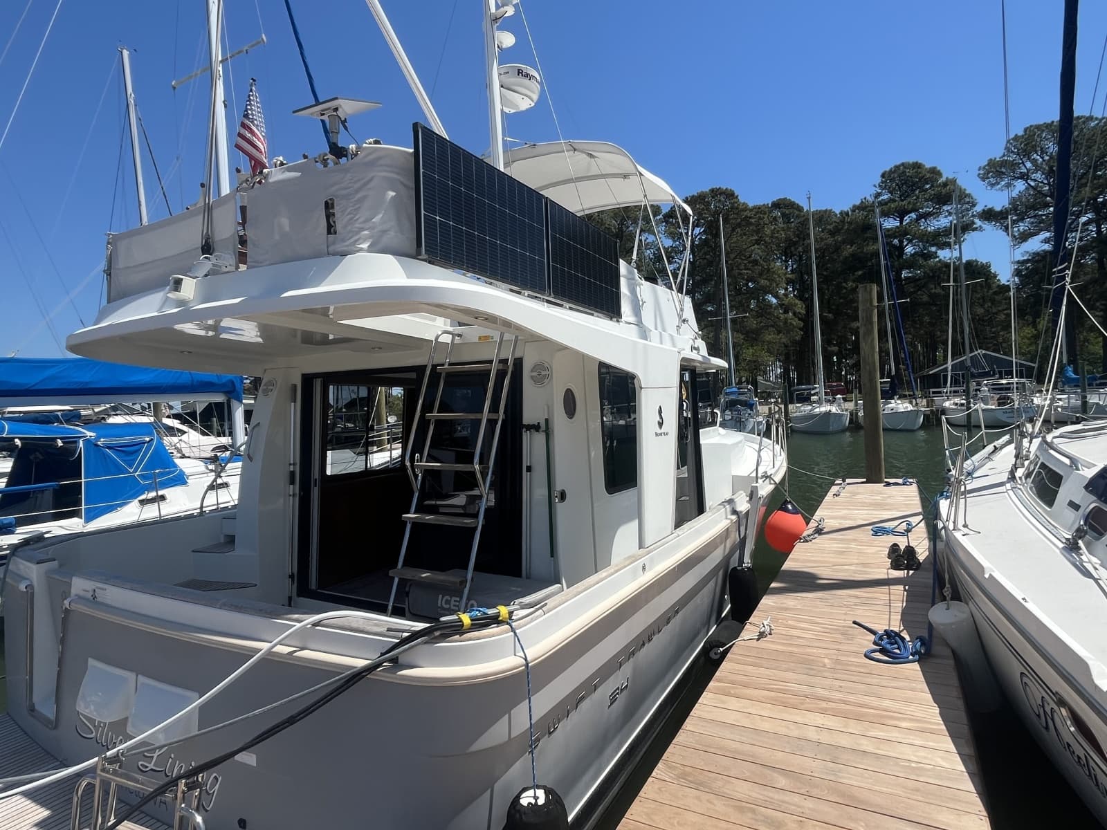 2015 Beneteau Swift Trawler 34 - Photo 2