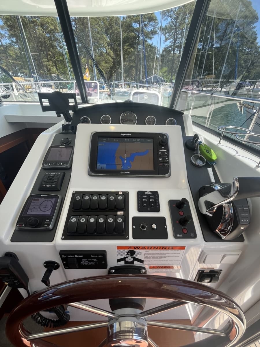 2015 Beneteau Swift Trawler 34 - Photo 30