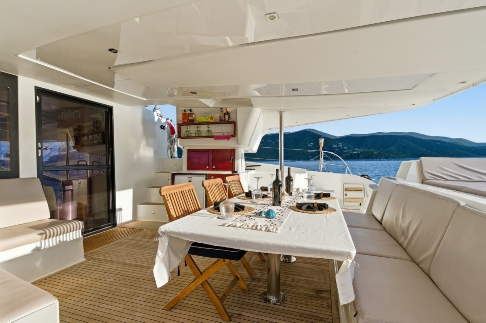 2013 Fountaine Pajot Sanya 57 - Photo 43