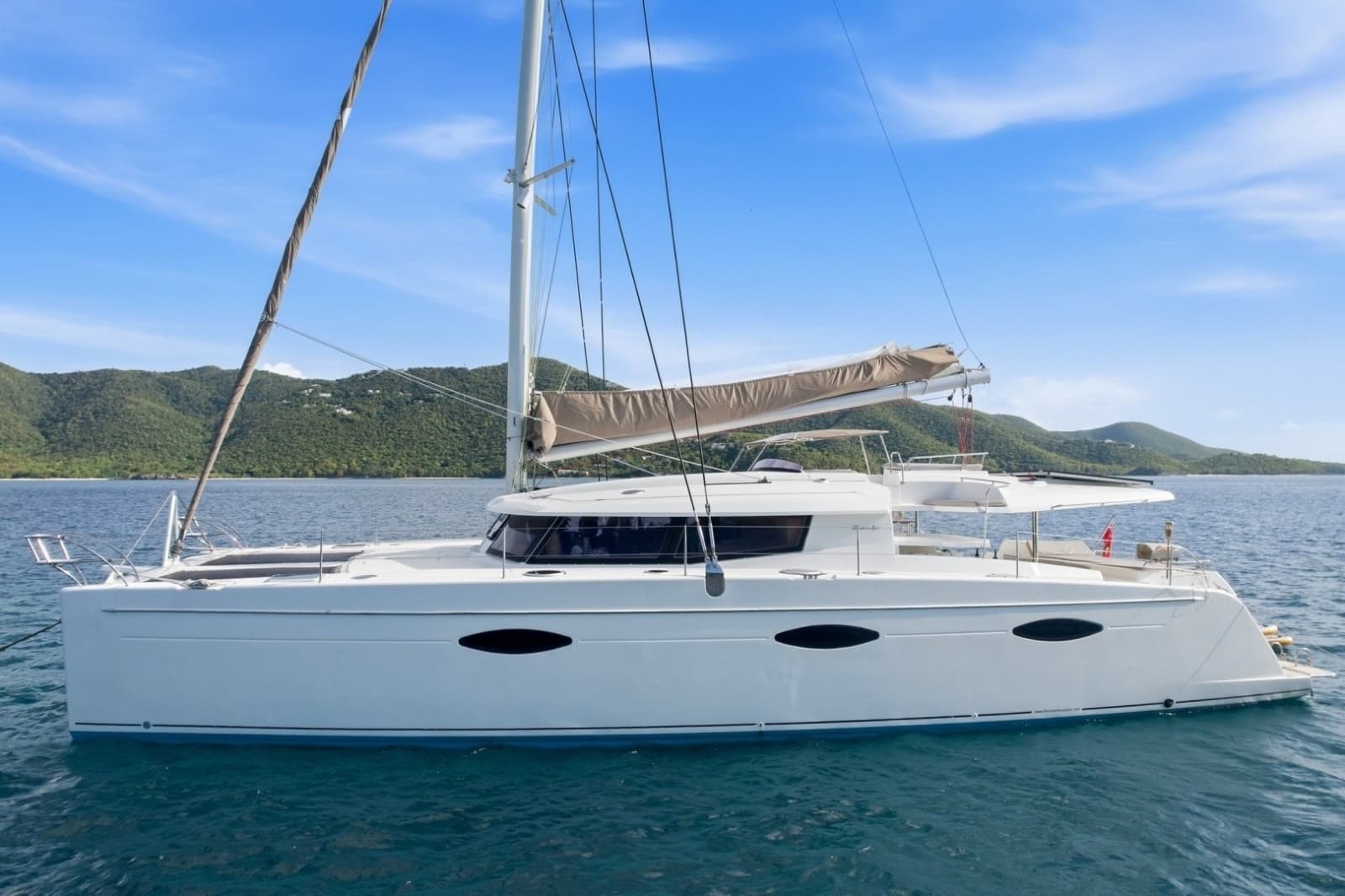 2013 Fountaine Pajot Sanya 57 - Photo 2