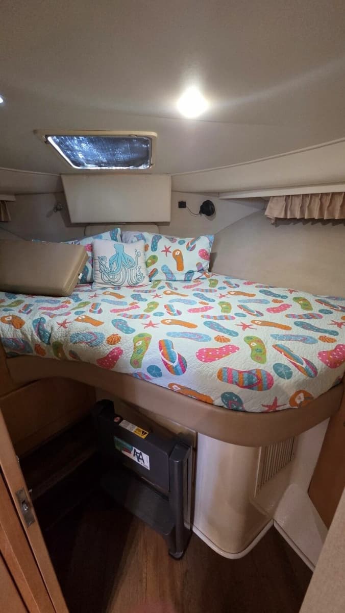 1998 Carver 405 Aft Cabin Motor Yacht - Photo 44