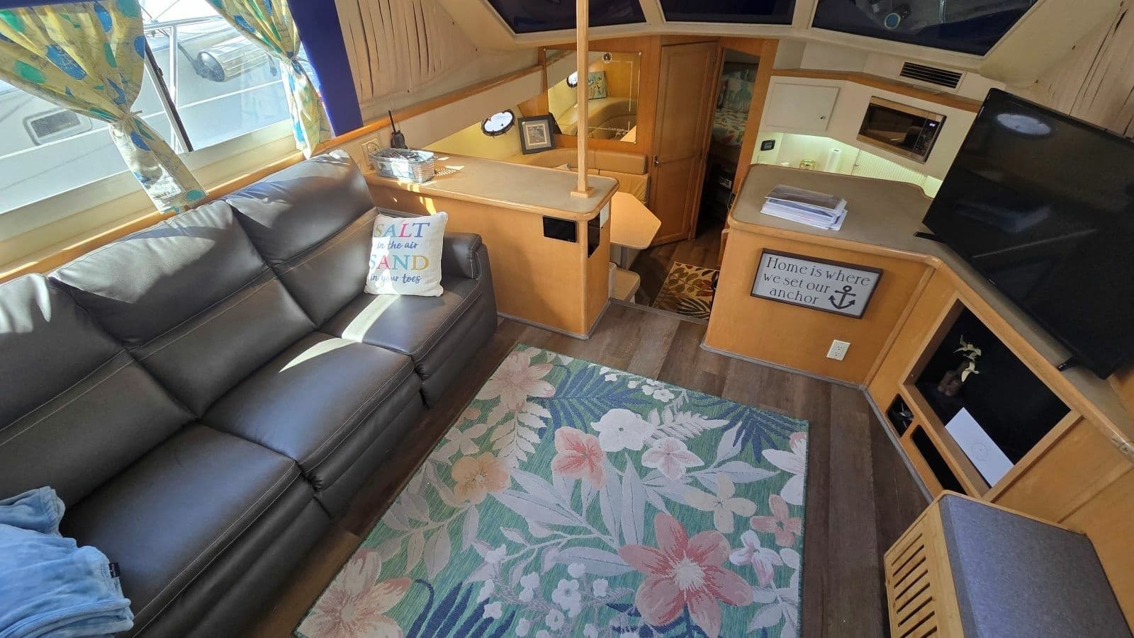 1998 Carver 405 Aft Cabin Motor Yacht - Photo 31
