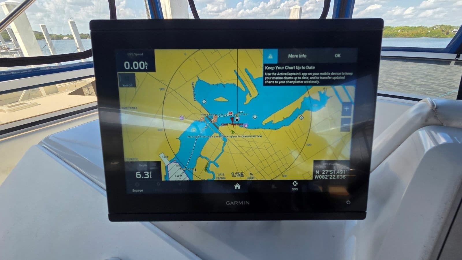 1998 Carver 405 Aft Cabin Motor Yacht - Photo 20