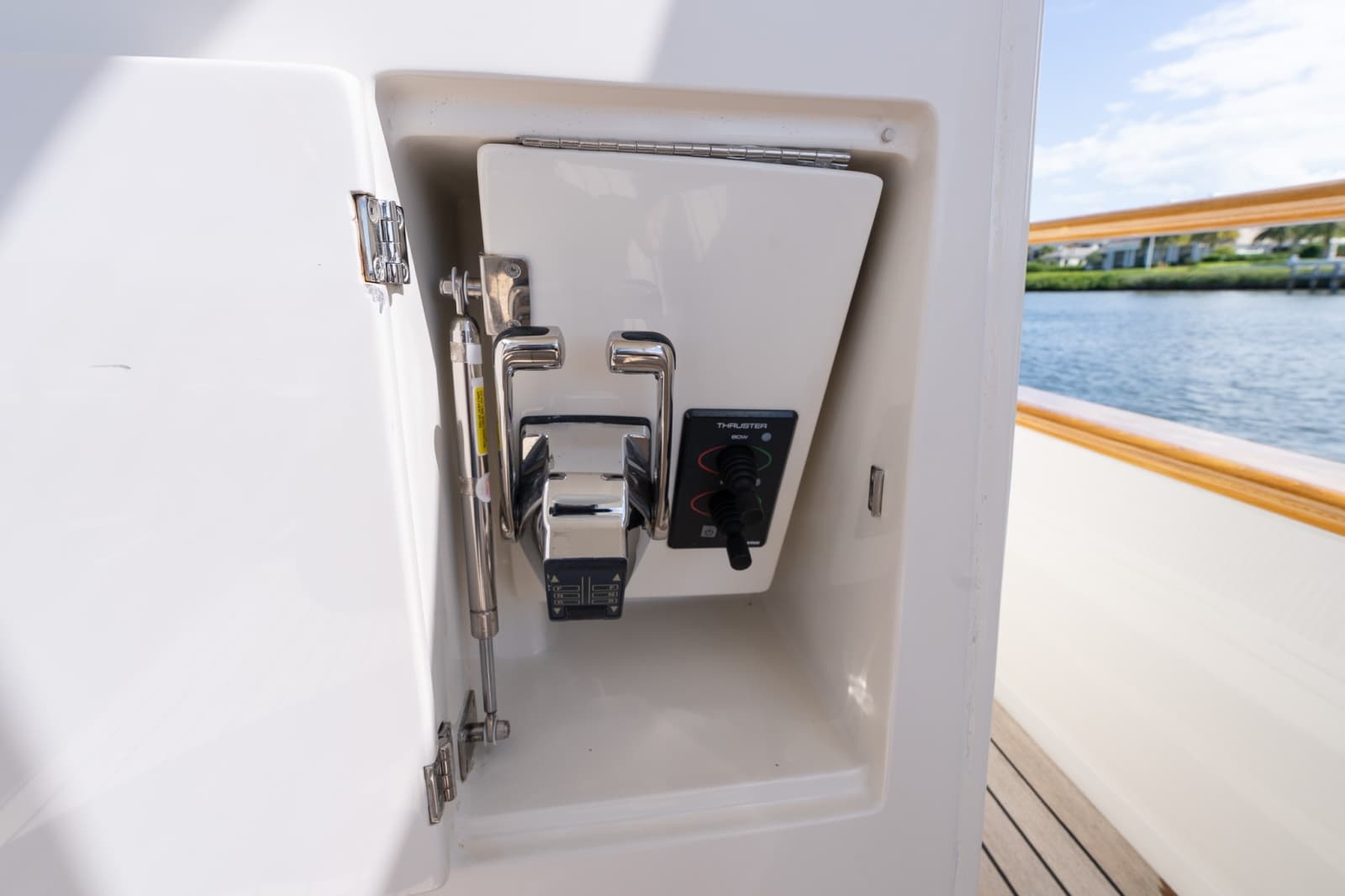 2016 Marlow Explorer 58E - Photo 12