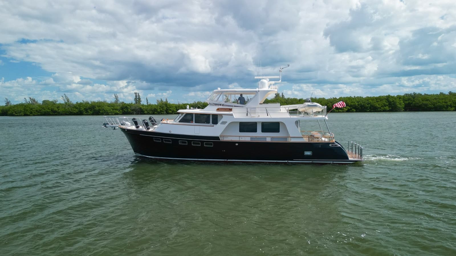 2016 Marlow Explorer 58E - Photo 1