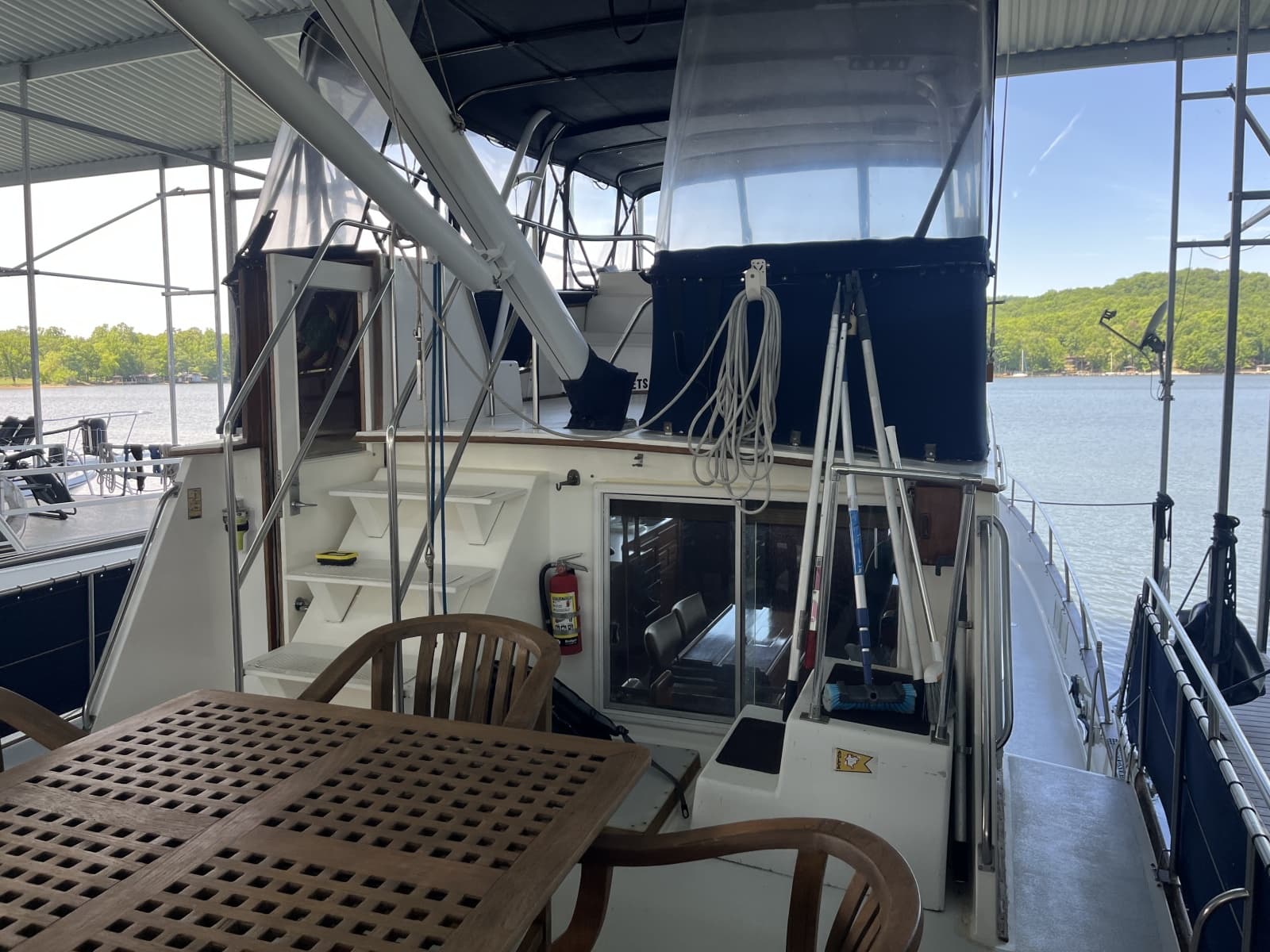 1987 Grand Banks 49 Motor Yacht - Photo 7