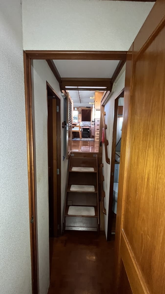 1987 Grand Banks 49 Motor Yacht - Photo 42