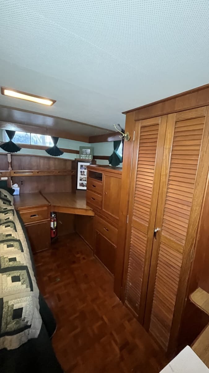 1987 Grand Banks 49 Motor Yacht - Photo 33