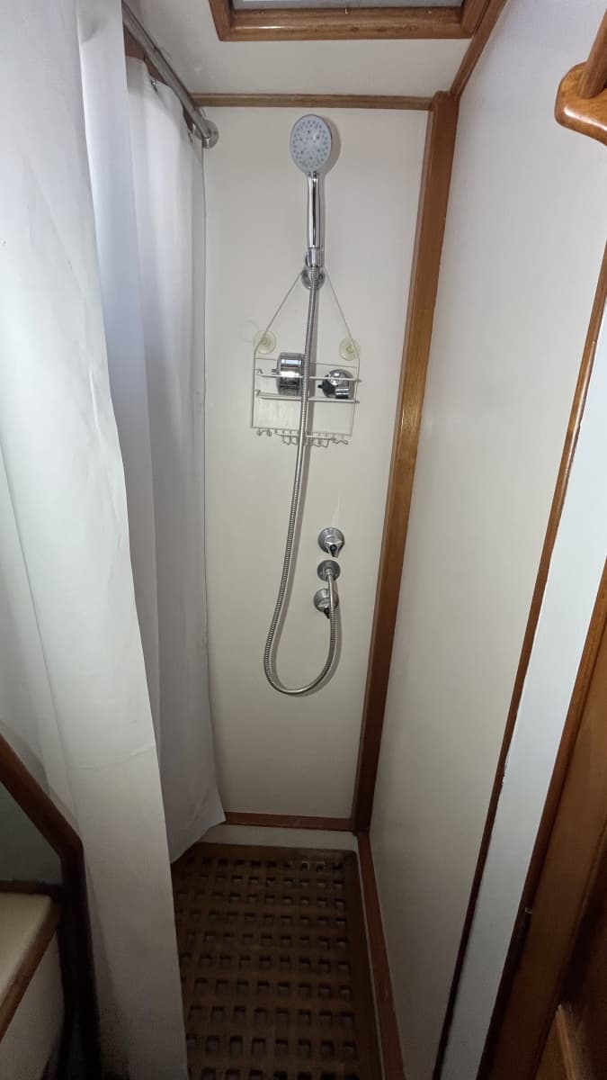 1987 Grand Banks 49 Motor Yacht - Photo 49