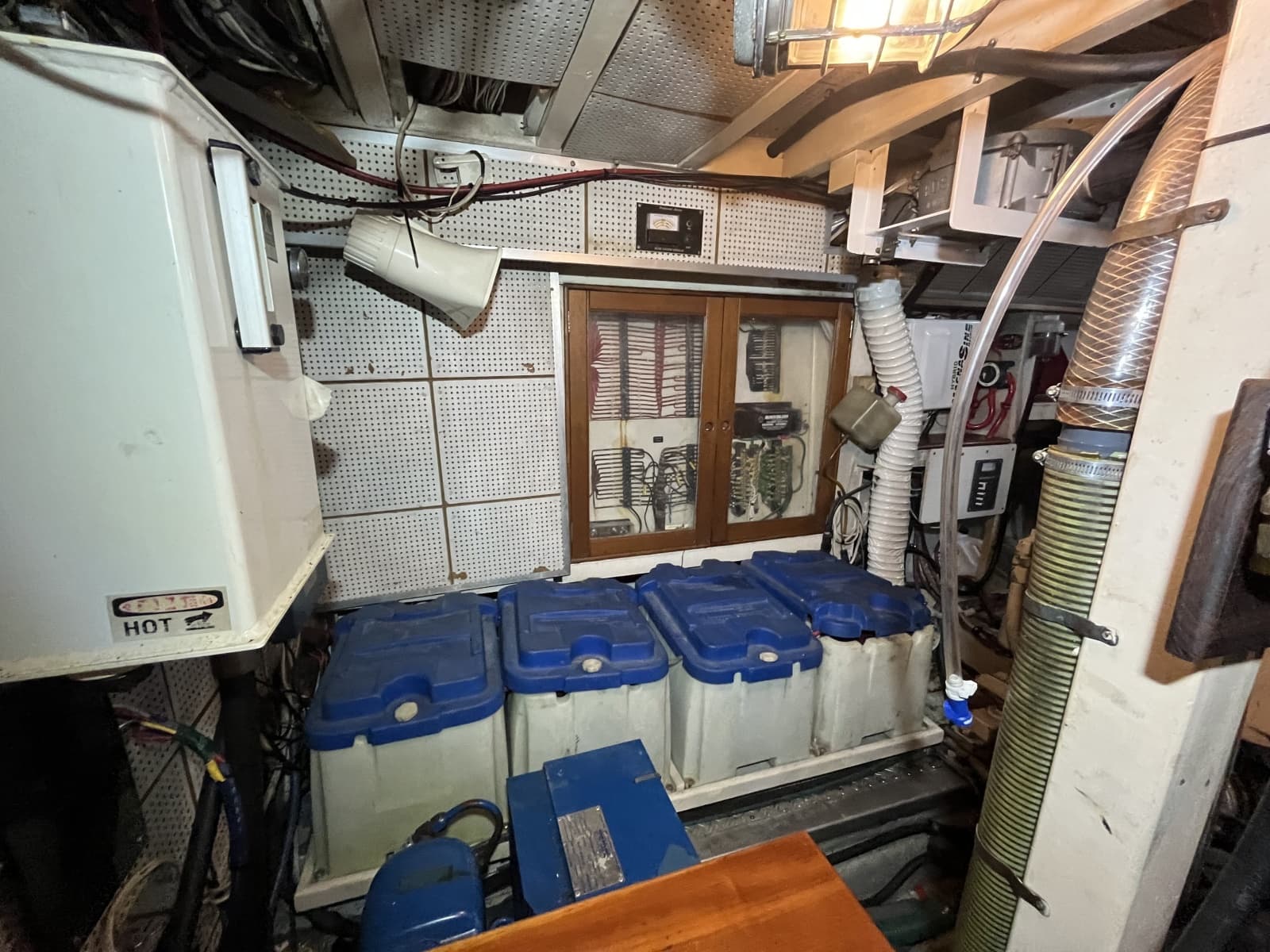 1987 Grand Banks 49 Motor Yacht - Photo 59