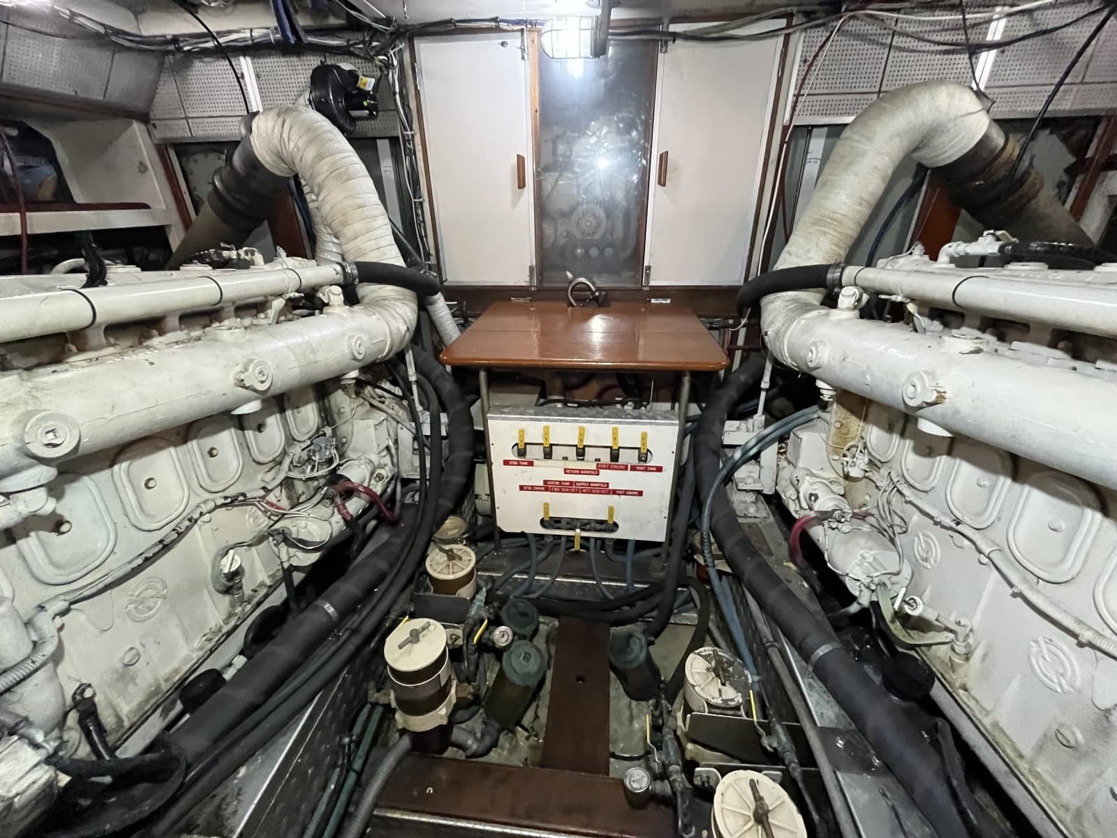 1987 Grand Banks 49 Motor Yacht - Photo 63