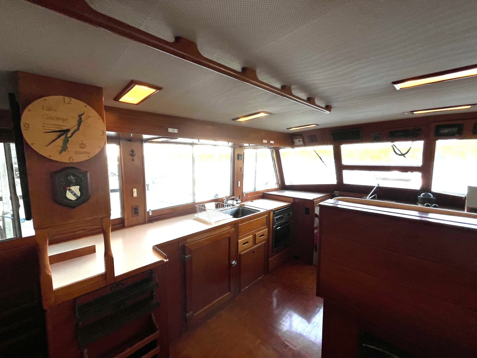 1987 Grand Banks 49 Motor Yacht - Photo 21