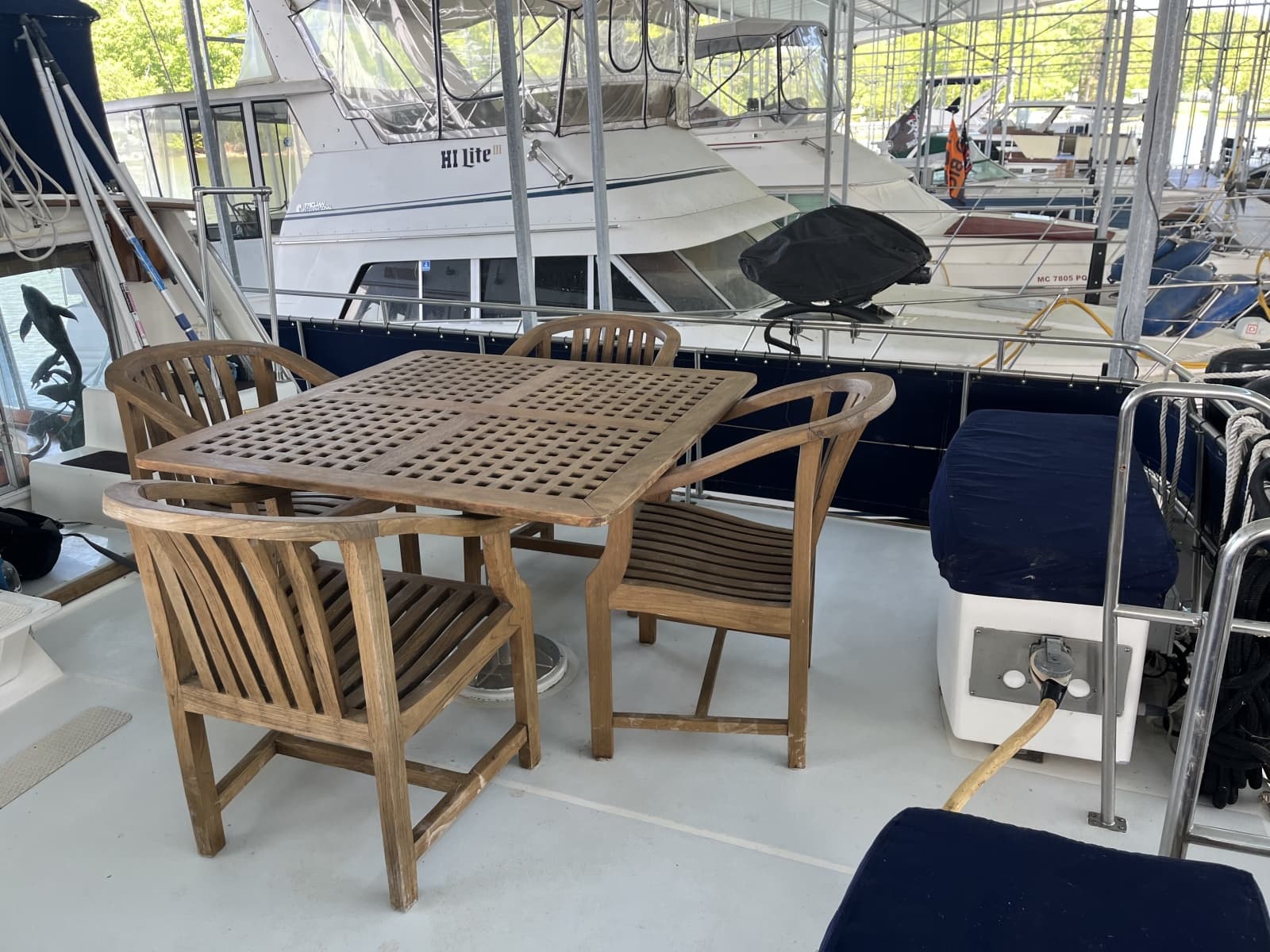 1987 Grand Banks 49 Motor Yacht - Photo 6