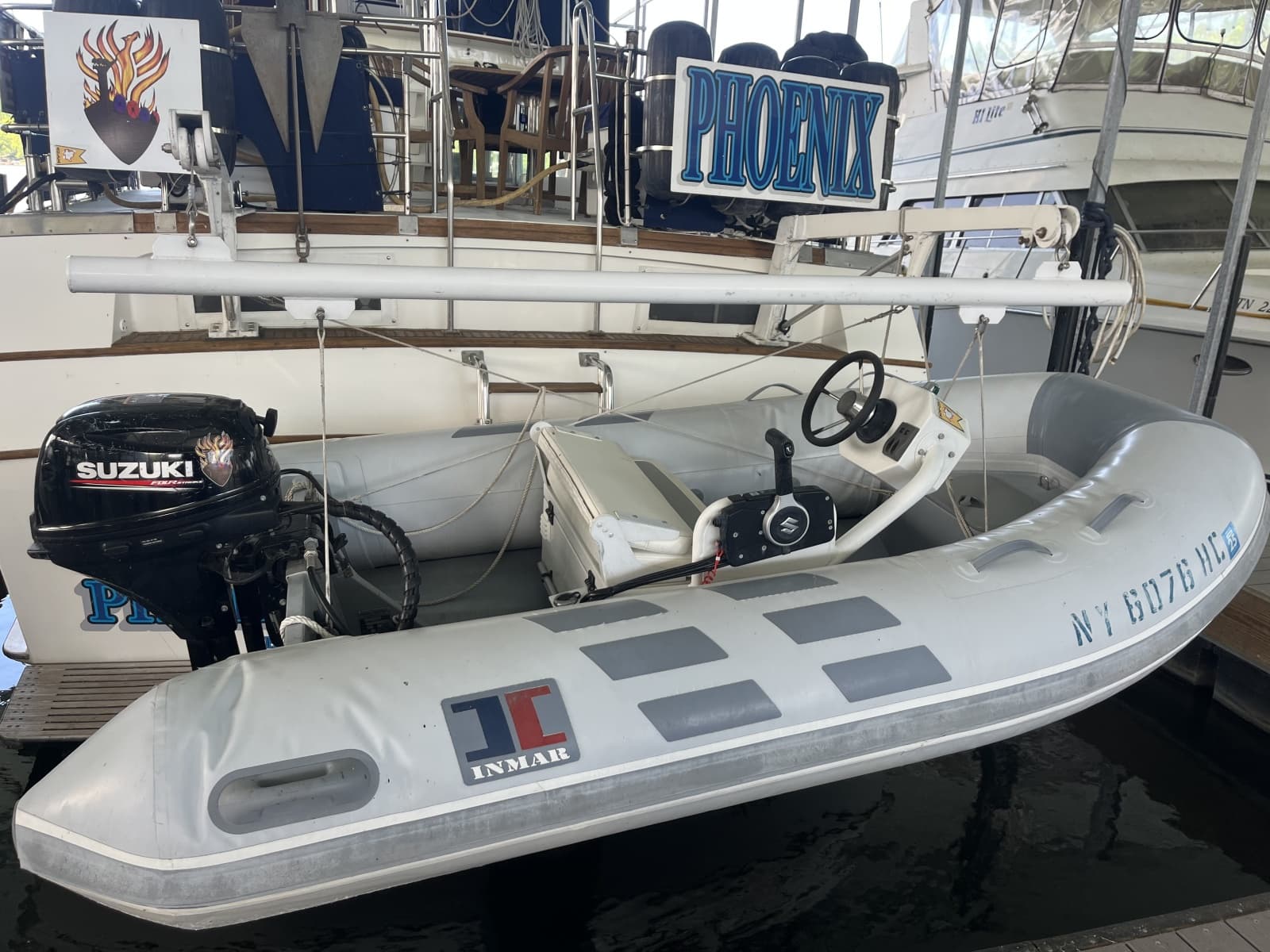 1987 Grand Banks 49 Motor Yacht - Photo 3