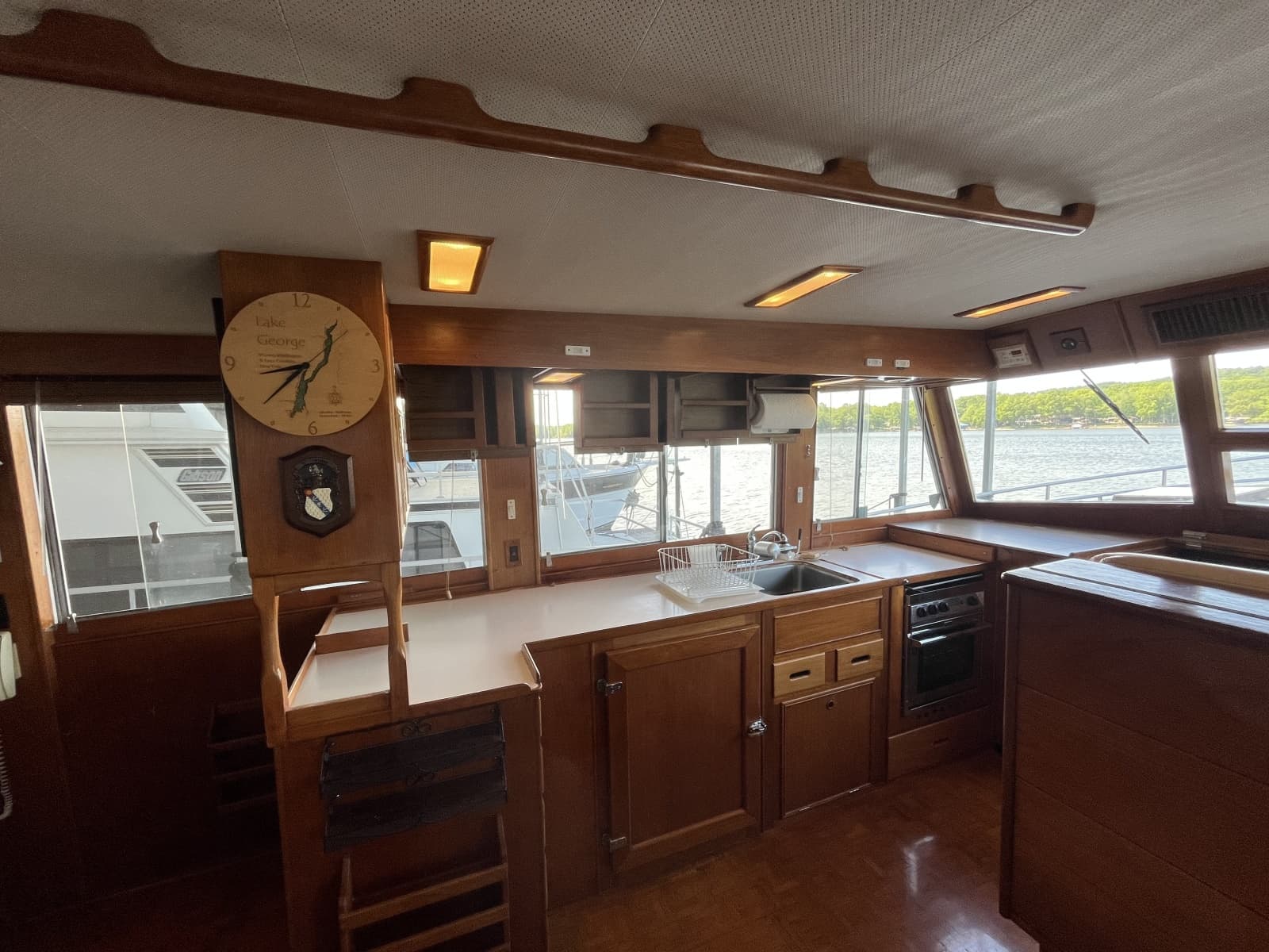 1987 Grand Banks 49 Motor Yacht - Photo 22