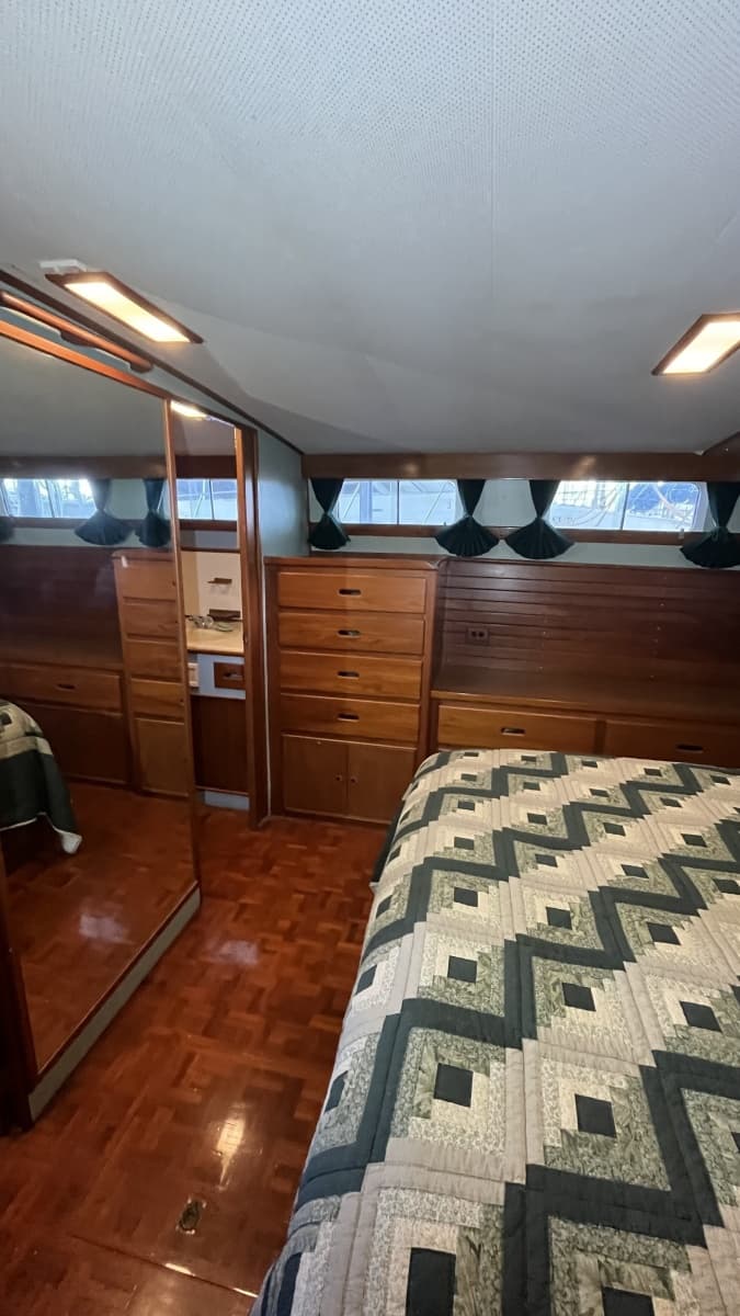 1987 Grand Banks 49 Motor Yacht - Photo 35