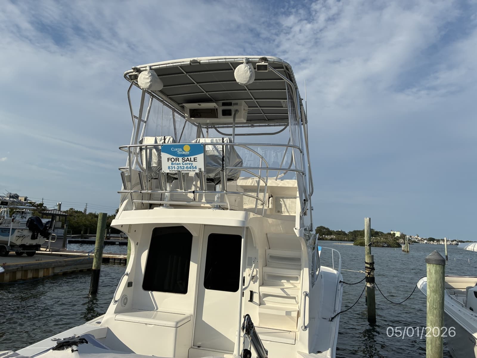 2005 Luhrs Convertible - Photo 3