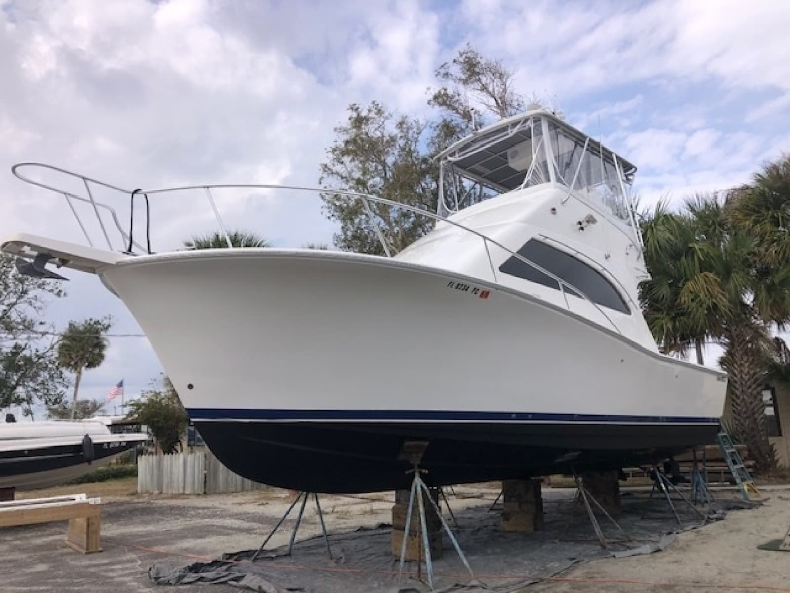 2005 Luhrs Convertible - Photo 60