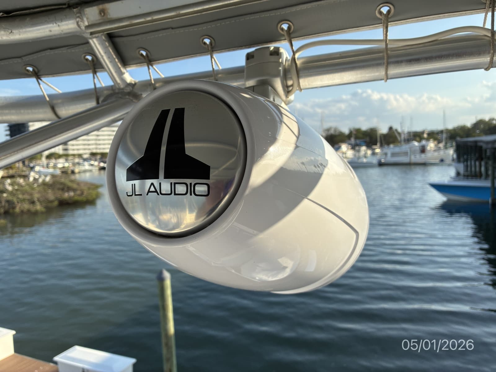 2005 Luhrs Convertible - Photo 44