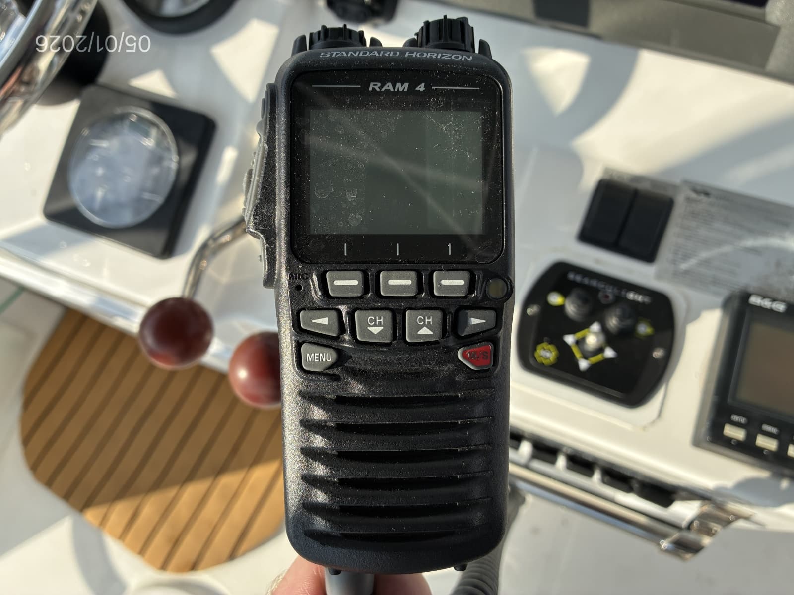 2005 Luhrs Convertible - Photo 45