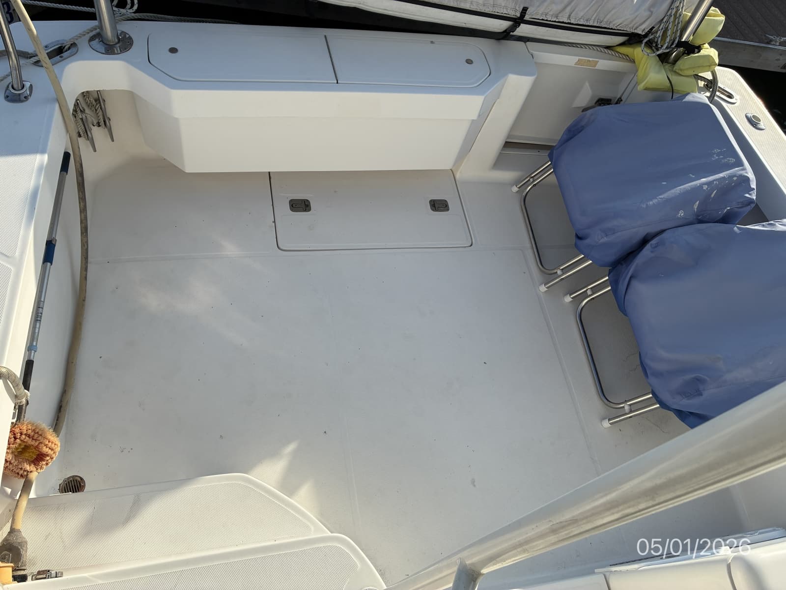 2005 Luhrs Convertible - Photo 10