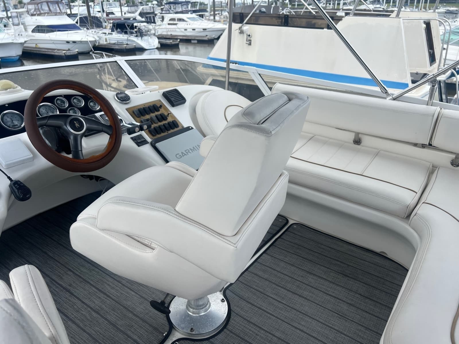 1997 Sea Ray 400 Sedan Bridge - Photo 12