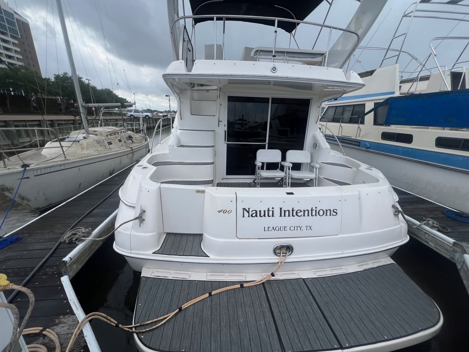 1997 Sea Ray 400 Sedan Bridge - Photo 3