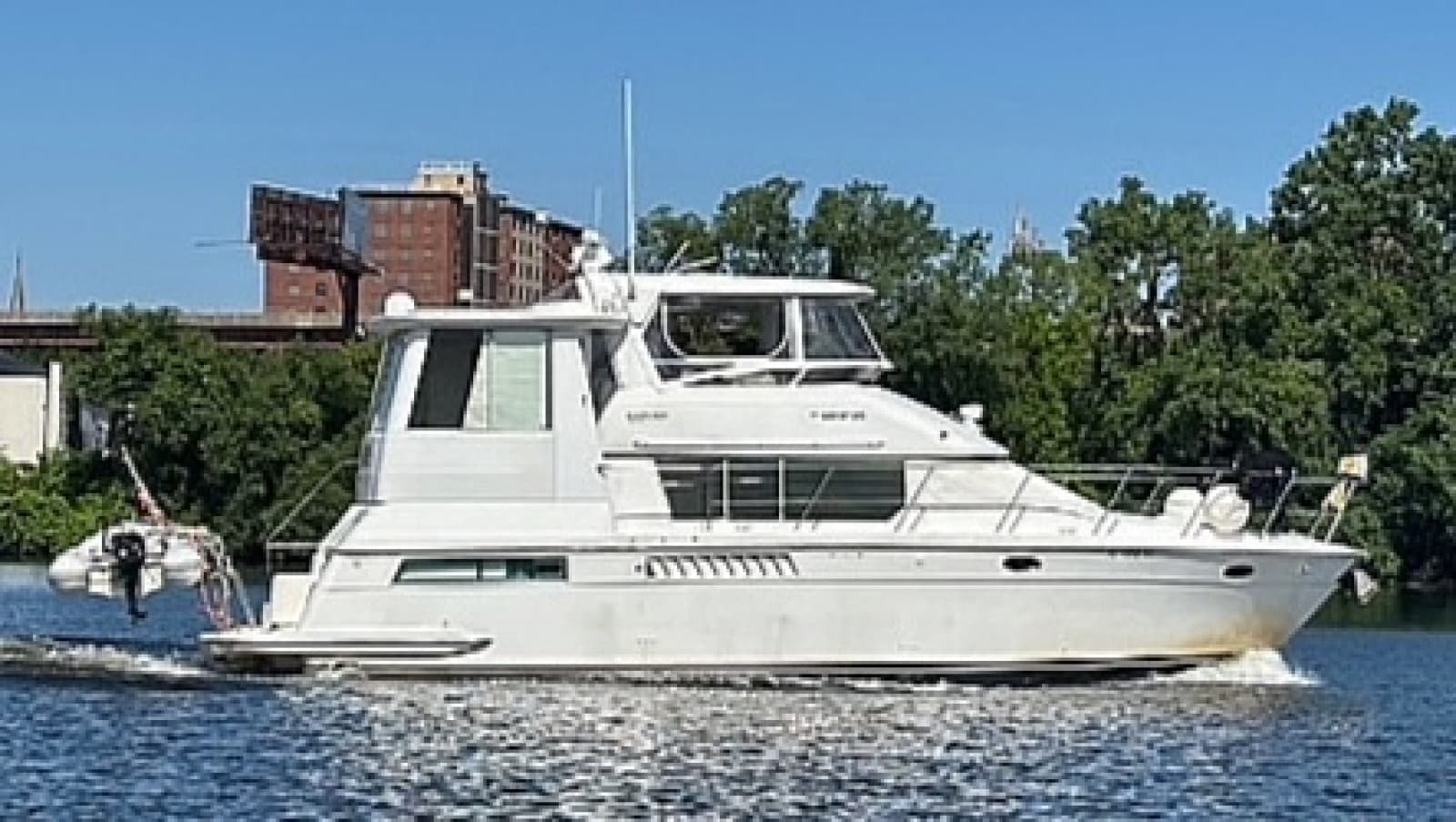 1996 Carver 455 Motor Yacht - Photo 1
