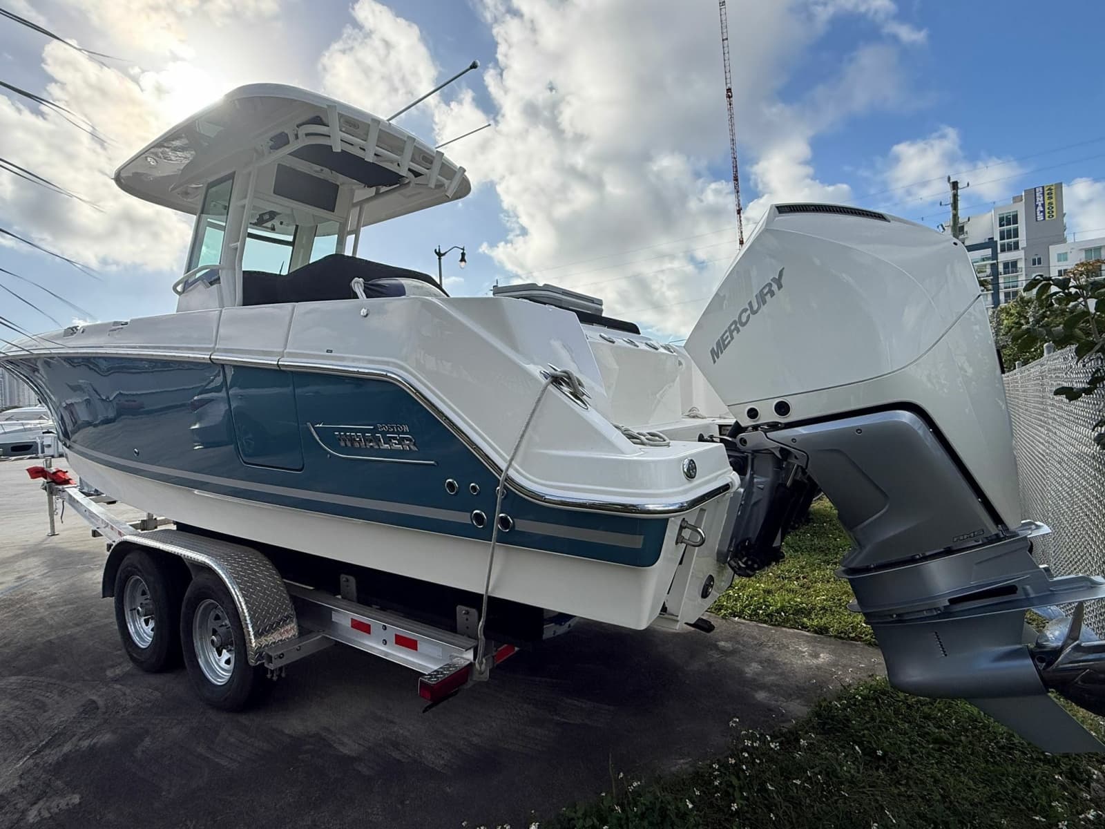 2023 Boston Whaler  - Photo 3