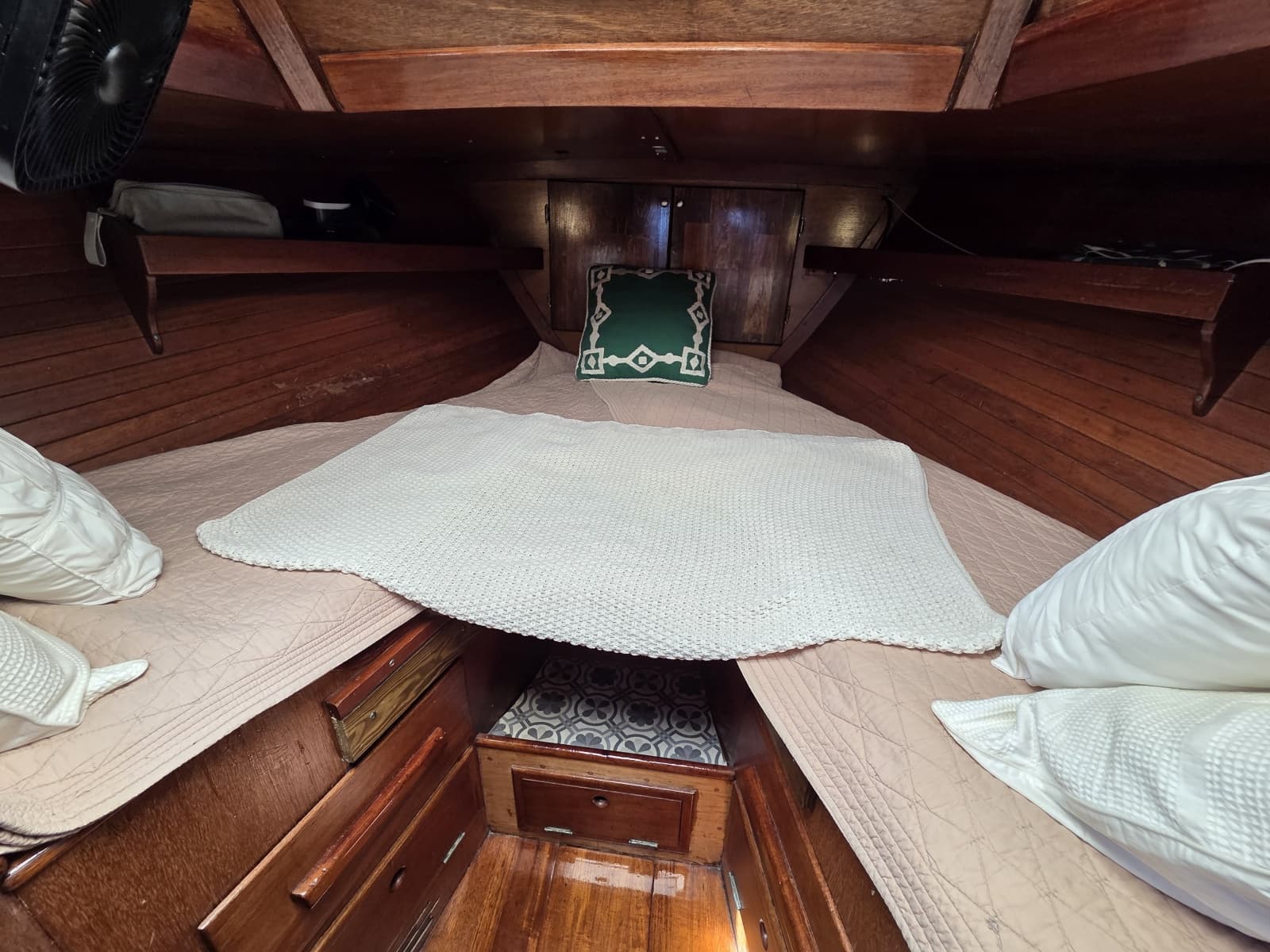 1961 Hinckley Bermuda 40 - Photo 20