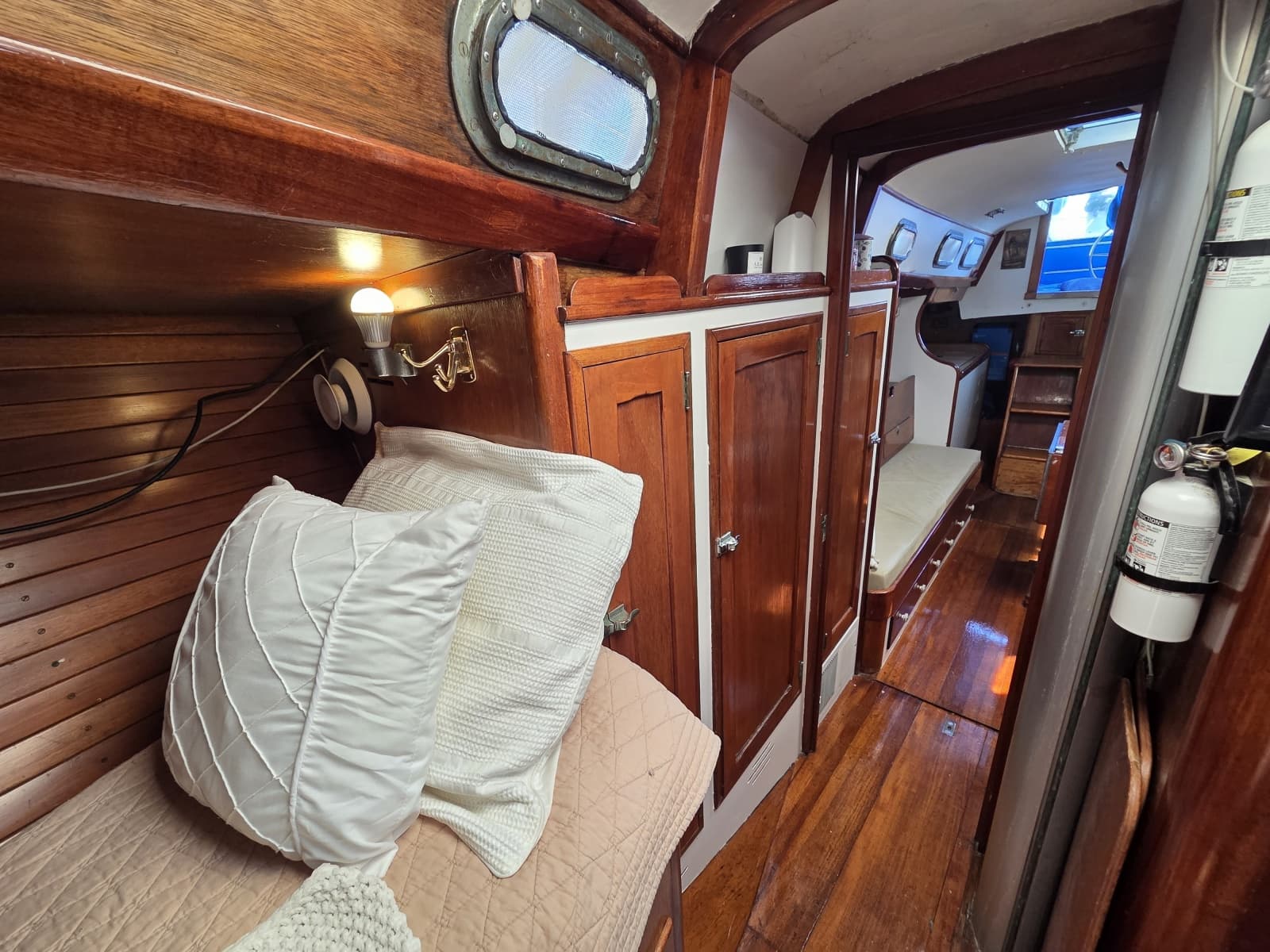 1961 Hinckley Bermuda 40 - Photo 23