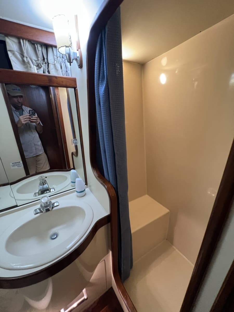 1982 Gulfstar 48 Aft Cabin - Photo 18