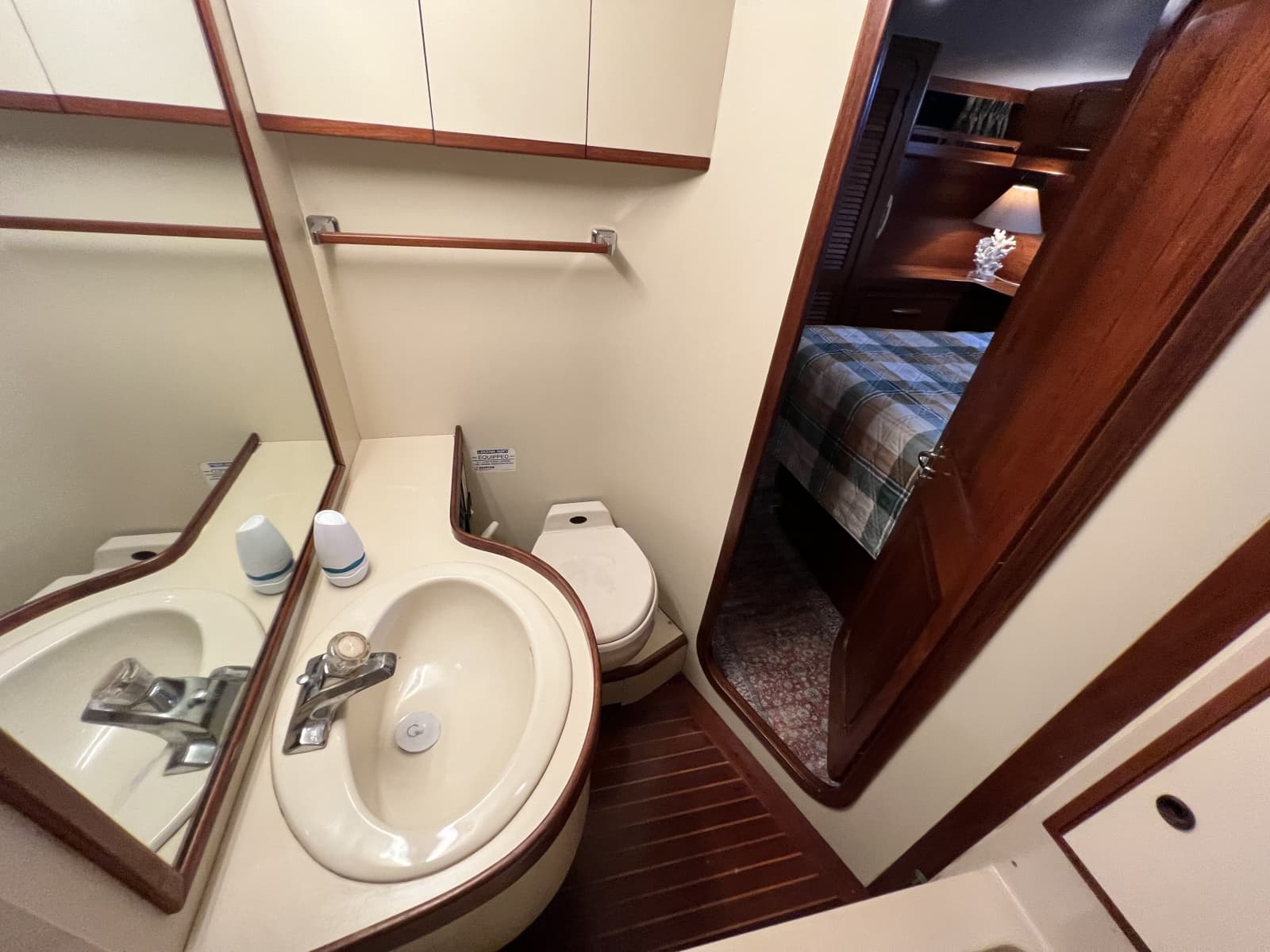1982 Gulfstar 48 Aft Cabin - Photo 25