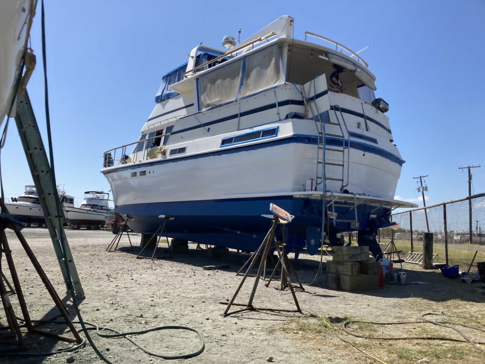 1982 Gulfstar 48 Aft Cabin - Photo 6