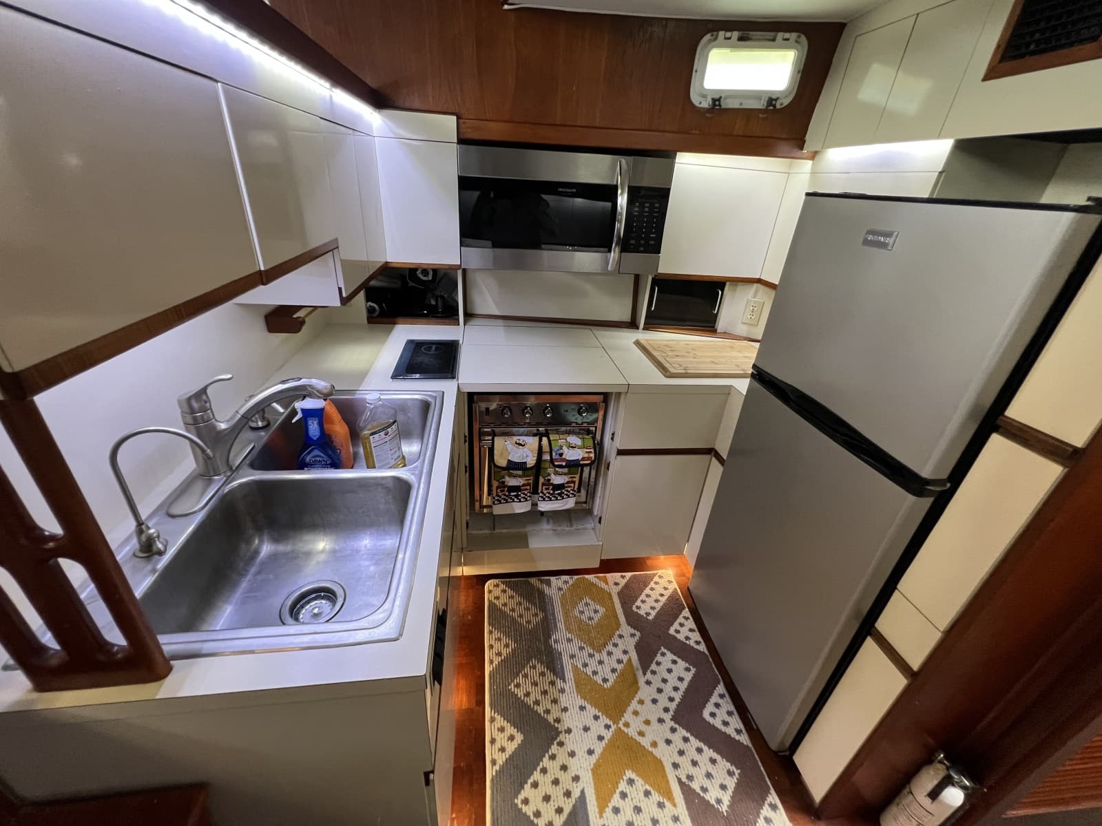 1982 Gulfstar 48 Aft Cabin - Photo 9