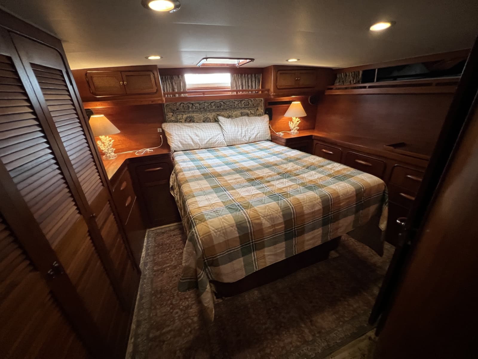 1982 Gulfstar 48 Aft Cabin - Photo 23