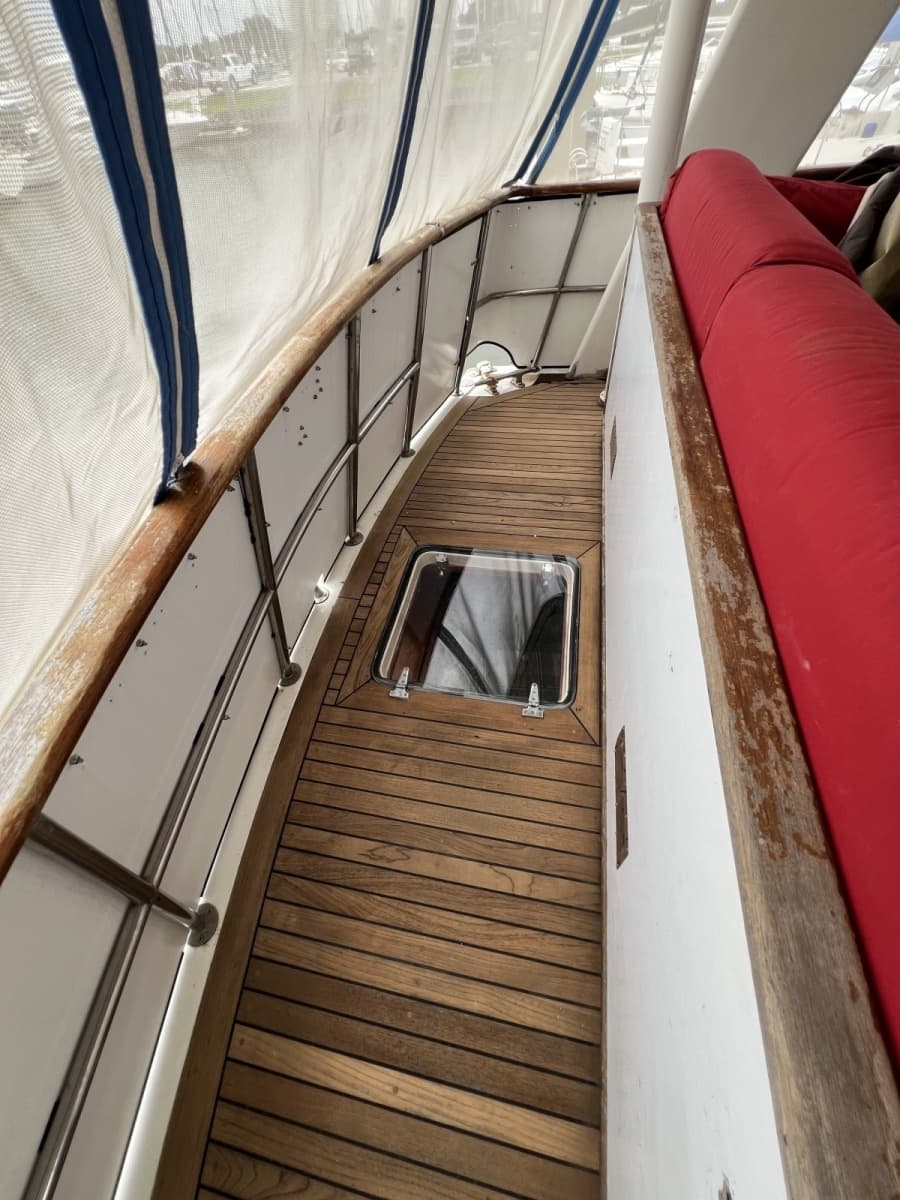 1982 Gulfstar 48 Aft Cabin - Photo 35