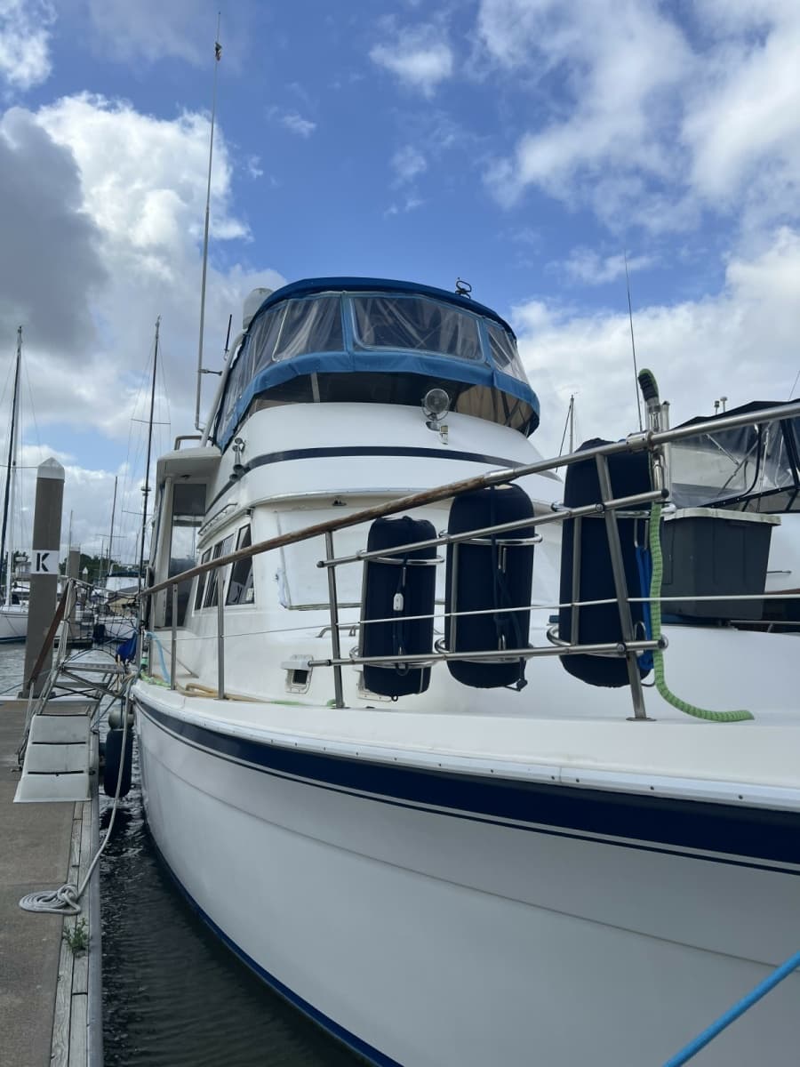 1982 Gulfstar 48 Aft Cabin - Photo 1