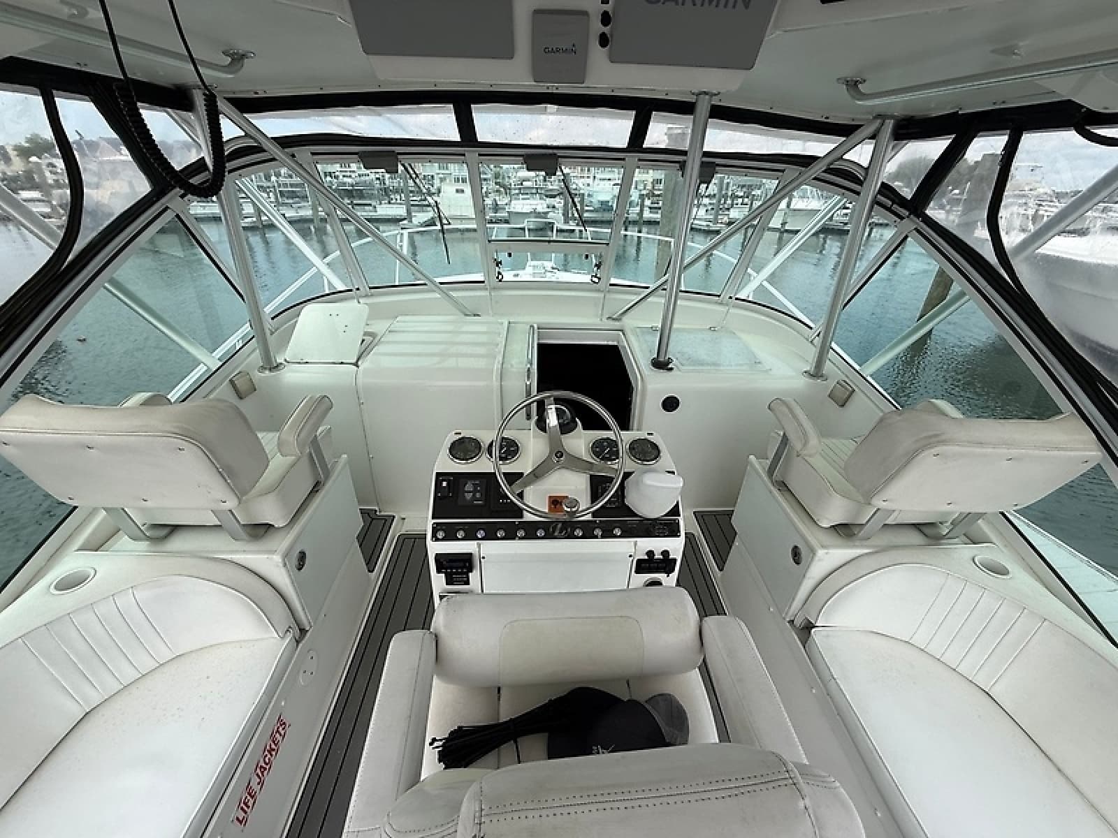 2005 Luhrs 32 Express - Photo 4