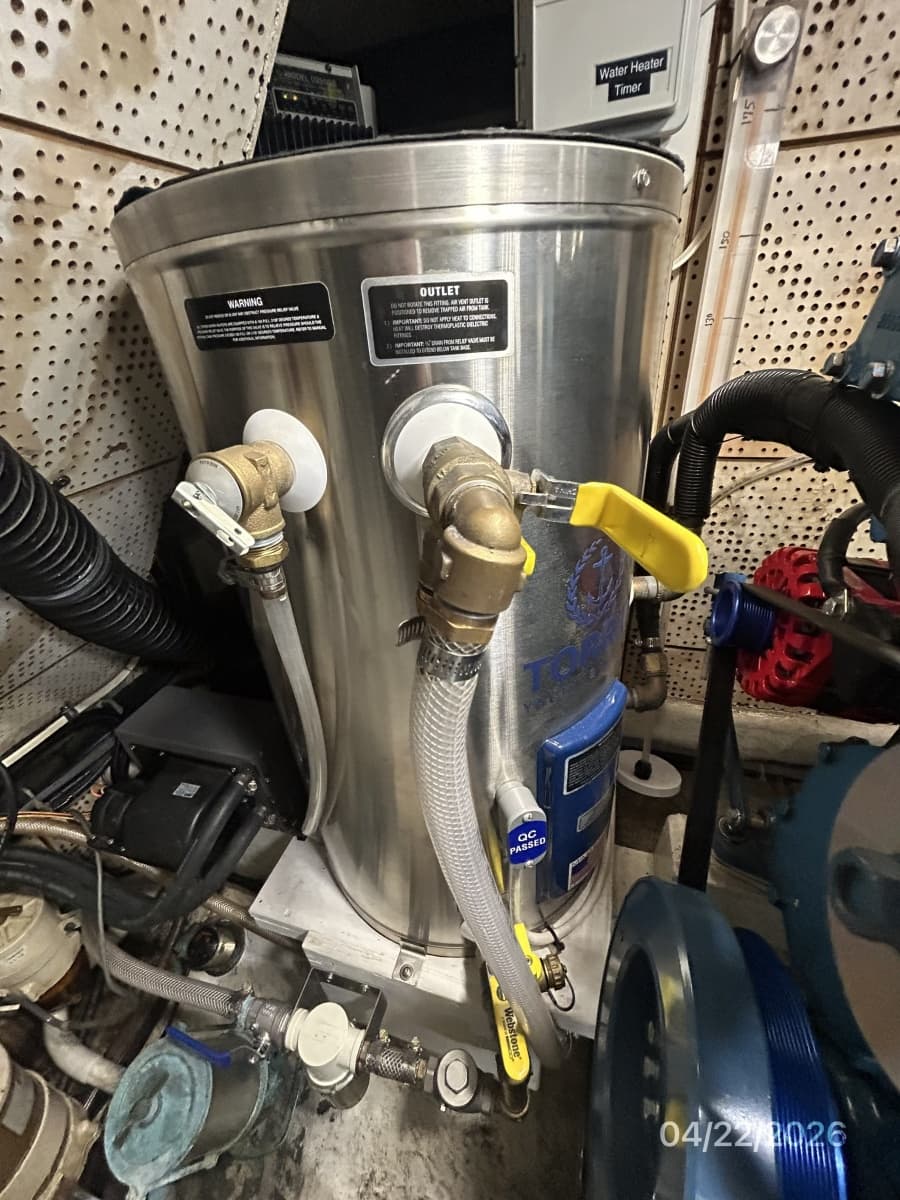 1984 DeFever Raised Pilothouse - Photo 96