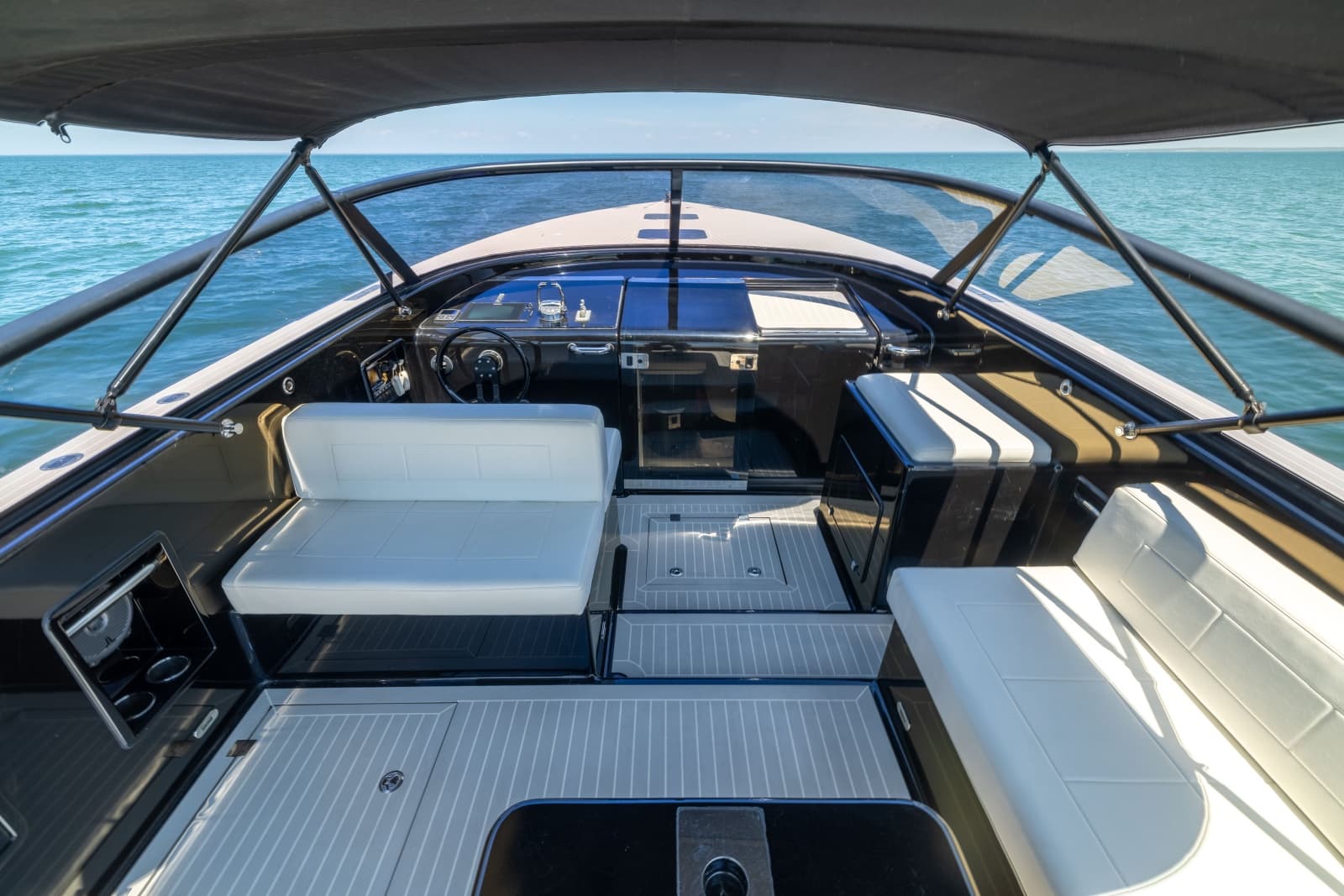 2016 VanDutch VanDutch 40 - Photo 6