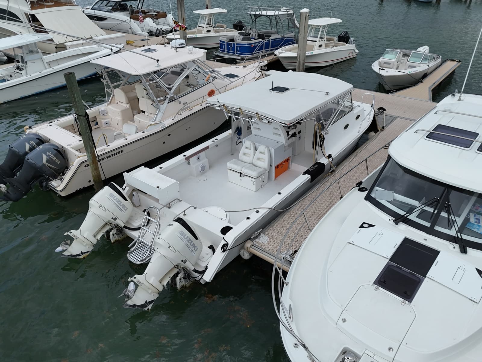 2011 Twin Vee Weekender - Photo 10